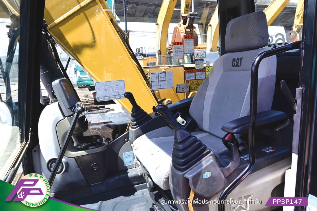ขาย แมคโคร CAT 312D แทรคใหญ่ มีกล้องมองหลัง มีอาร์มเครน มือสองสภาพดี นำเข้าจากญี่ปุ่น โดย P&P Pro