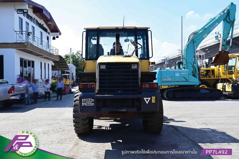 ขายรถตักล้อยาง KOMATSU WA200-6Y เทียบเท่า 924H ห้องเก๋ง แขนยาว มีฟังก์ชันลดความสั่นสะเทือนขณะขับขี่ Ride control มือสองสภาพดี นำเข้าจากญี่ปุ่น โดย P&P Pro