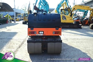 ขายรถบดหน้าเหล็ก-หลังยาง HITACHI CC135C-3A เทียบเท่า SAKAI TW352-1 เอวอ่อน ชั่วโมงน้อย มือสองสภาพดี นำเข้าจากญี่ปุ่น โดย P&P Pro