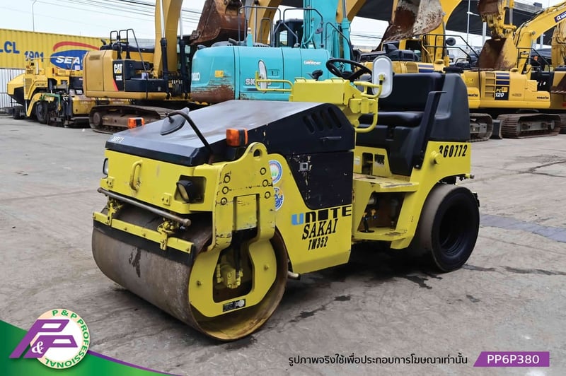 ขายรถบดหน้าเหล็ก-หลังยาง รุ่นใหม่ SAKAI TW352 เอวอ่อน ชั่วโมงน้อย มือสองสภาพดี นำเข้าจากญี่ปุ่น โดย P&P Pro