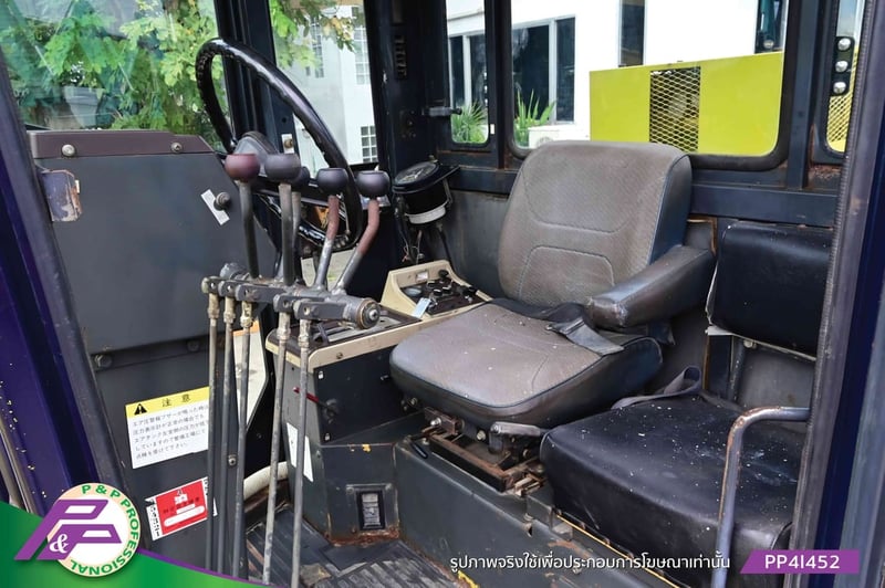 ขายรถเกรด ขนาดเทียบเท่า 140H KOMATSU GD605A-5E ห้องเก๋ง มี Scarifier ใบมีด 3.7 เมตร มือสองสภาพดี นำเข้าจากญี่ปุ่น โดย P&P Pro