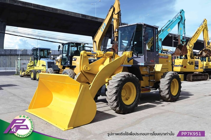 ขาย รถตักล้อยาง TCM L20-3 เทียบเท่า WA200-5 และ 924G2 ห้องเก๋ง มือสองสภาพดี นำเข้าจากญี่ปุ่น โดย P&P Pro