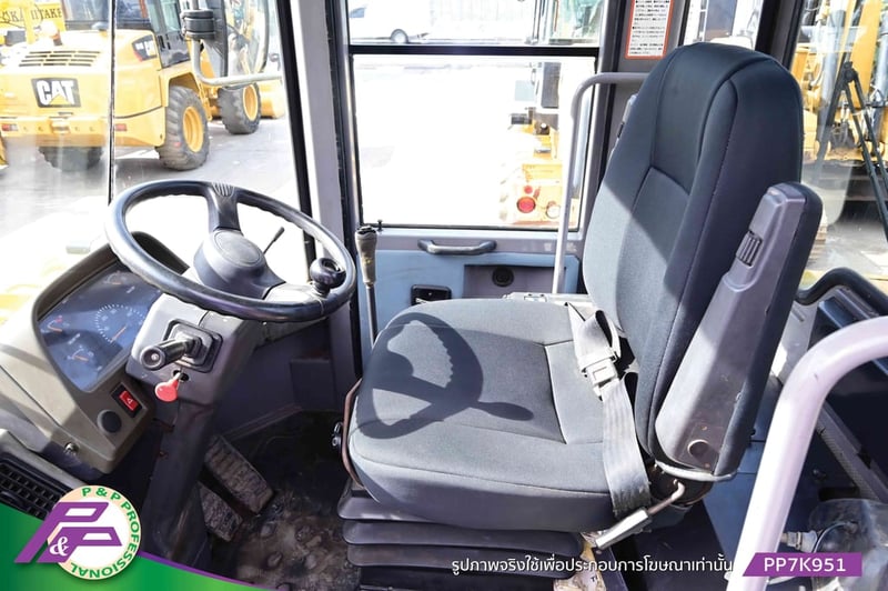 ขาย รถตักล้อยาง TCM L20-3 เทียบเท่า WA200-5 และ 924G2 ห้องเก๋ง มือสองสภาพดี นำเข้าจากญี่ปุ่น โดย P&P Pro