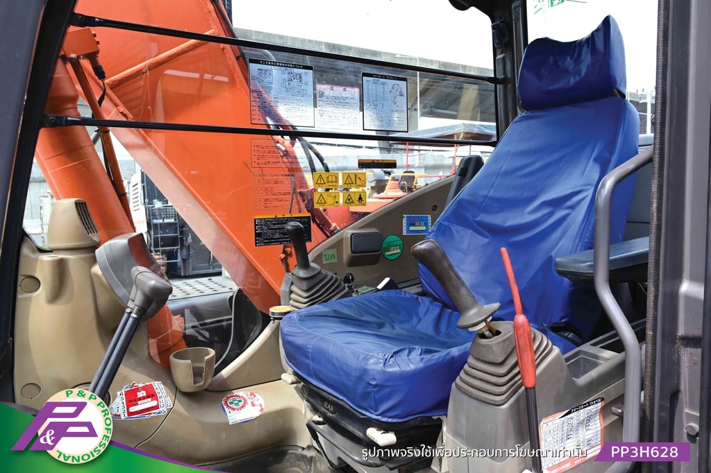 ขายรถขุด HITACHI ZX120-3 แทรคใหญ่ มีกล้องมองหลัง มีอาร์มเครน ชั่วโมงน้อย มือสองสภาพดี นำเข้าจากญี่ปุ่น โดย P&P Pro