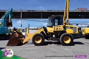 ขายรถตักล้อยาง KOMATSU WA200-6Y เทียบเท่า 924H ห้องเก๋ง แขนยาว มีฟังก์ชันลดความสั่นสะเทือนขณะขับขี่ Ride control มือสองสภาพดี นำเข้าจากญี่ปุ่น โดย P&P Pro