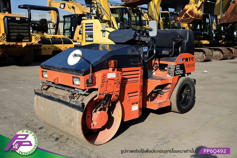 ขายรถบดหน้าเหล็ก-หลังยาง HITACHI CC135C-3A เทียบเท่า SAKAI TW352-1 เอวอ่อน ชั่วโมงน้อย มือสองสภาพดี นำเข้าจากญี่ปุ่น โดย P&P Pro