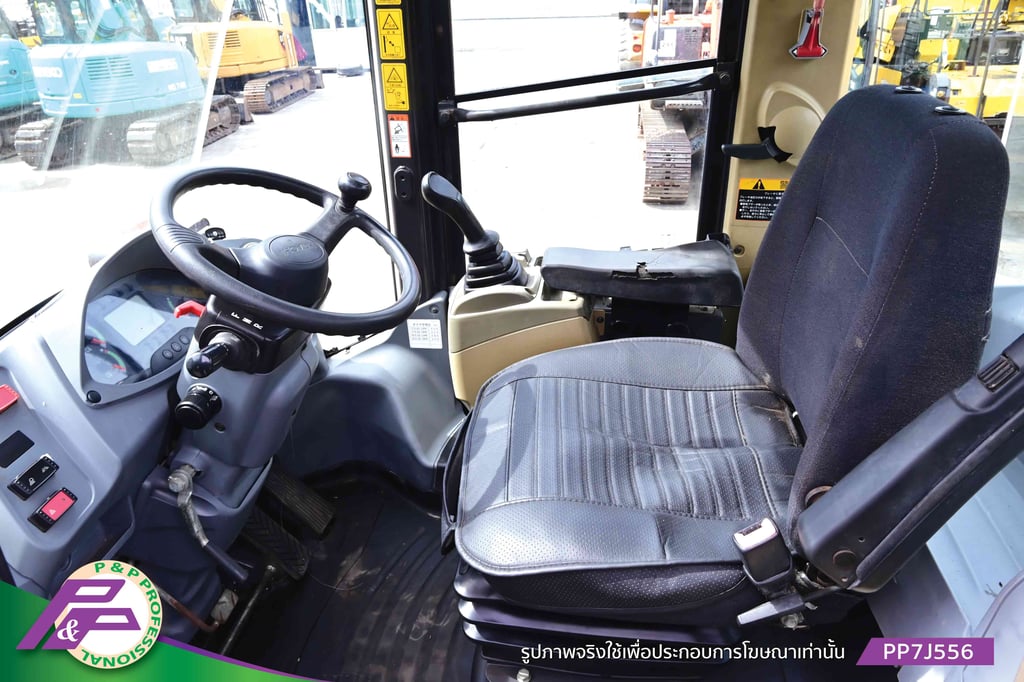 รถตัก HITACHI ZW140-5B รุ่นใหม่ เทียบเท่า 924K และ WA200-7 ห้องเก๋ง มือสองสภาพดี นำเข้าจากญี่ปุ่น โดย P&P Pro