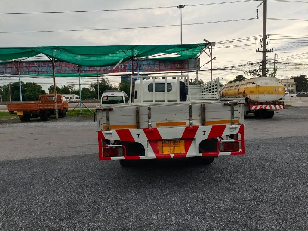 Isuzu 130 CNG โรงงาน