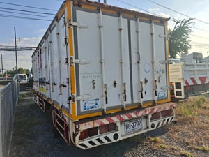 HINO FC 165แรงม้า รถบรรทุก 6ล้อ ตู้แห้ง ปี2008