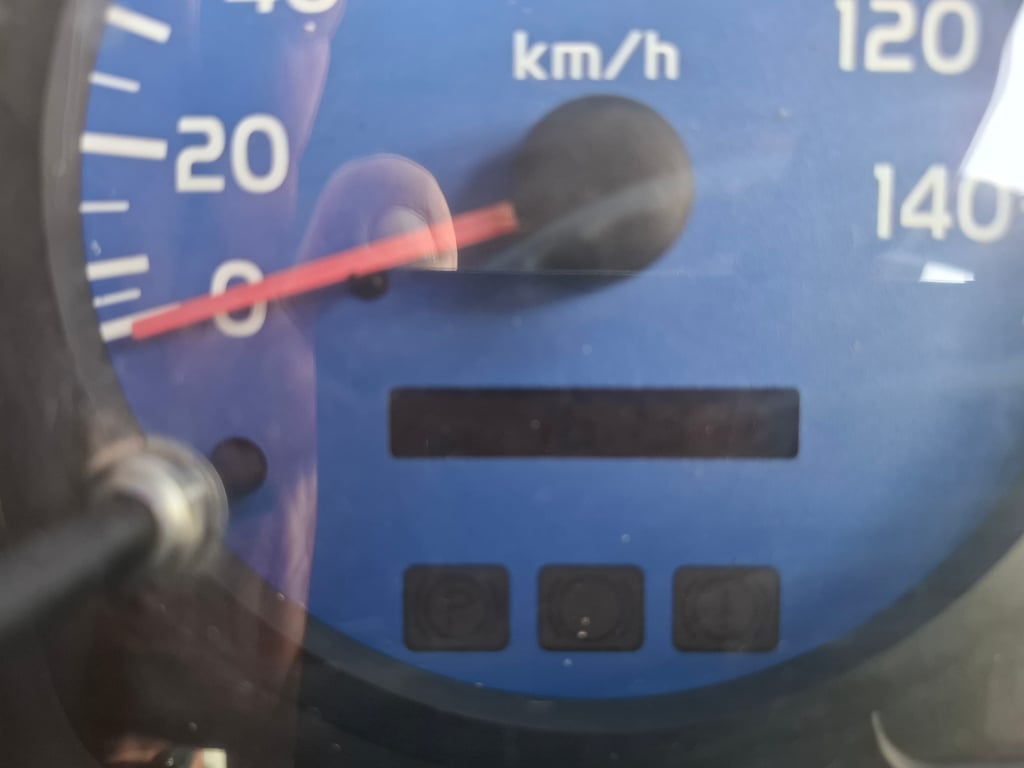 HINO FC 165แรงม้า รถบรรทุก 6ล้อ ตู้แห้ง ปี2008 HINO FC 165แรงม้า รถบรรทุก 6ล้อ ตู้แห้ง ปี2008