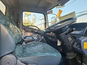 HINO FC 165แรงม้า รถบรรทุก 6ล้อ ตู้แห้ง ปี2008