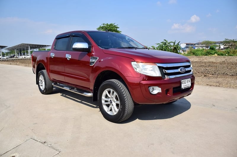 รถบ้านขายเพียง 250000 บาท กระบะ 4 ประตู ปี2012  FORD RANGER 2.2 ดีเซล TURBO ไฮไลเดอร์ เกียร์ออโต้ แอร์เย็นฉ่ำ ABS AIRBAG เครื่องดีมาก ช่วงล่างแน่น พร้อมใช้โทร 0957401229 ไอดีไลน์ UTBP 