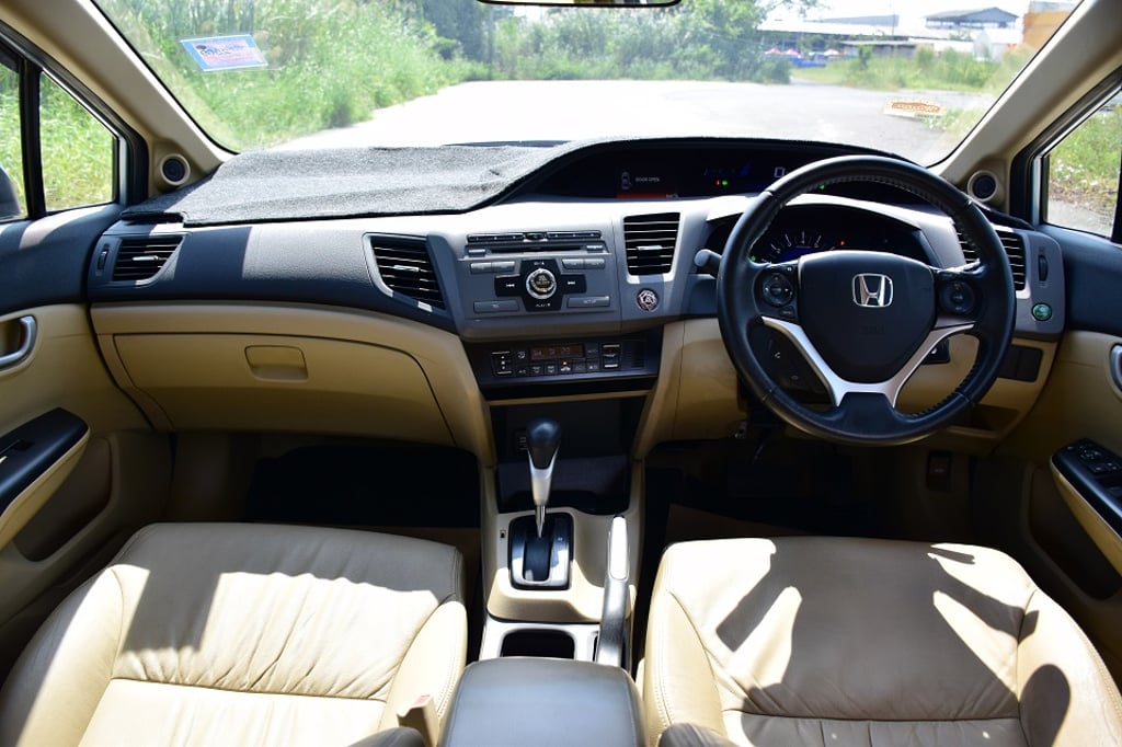 ออกรถ 9 บาท รถบ้านมือเดียว ปี2012 ไม่เคยชน HONDA CIVIC FB 1.8E เบาะหนังแท้ปรับไฟฟ้า แอร์จอ เครื่องดีช่วงล่างแน่นๆ ครุสคอลโทล โทร 0957401229 ไอดีไลน์ UTBP ออกรถ 9 บาท รถบ้านมือเดียว ปี2012 ไม่เคยชน HONDA CIVIC FB 1.8E เบาะหนังแท้ปรับไฟฟ้า แอร์จอ เครื่องดีช่วงล่างแน่นๆ ครุสคอลโทล โทร 0957401229 ไอดีไลน์ UTBP