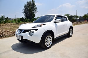 ฟรีดาวน์ NISSAN JUKE 1.6V ตัวท็อปออฟชั่นส์ เกียร์ออโต้ พุตสต๊าท กุญแจคีเรท แอร์ดิจิต๊อล จอทัสกรีน พวงมาลัยมเาติฟังชั่นส์ ล้อแม็กอัลลอย ยางDUNLOP เครื่องนิ่มช่วงล่างแน่น โทร0957401229 ไอดีไลน์ UTBP ฟรีดาวน์ NISSAN JUKE 1.6V ตัวท็อปออฟชั่นส์ เกียร์ออโต้ พุตสต๊าท กุญแจคีเรท แอร์ดิจิต๊อล จอทัสกรีน พวงมาลัยมเาติฟังชั่นส์ ล้อแม็กอัลลอย ยางDUNLOP เครื่องนิ่มช่วงล่างแน่น โทร0957401229 ไอดีไลน์ UTBP