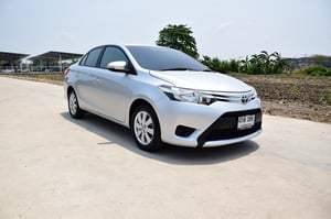 ปี2016 รถบ้านวิ่งน้อยมาก 126xxx กิโลเมตร ฟรีดาวน์ เครื่อง 1.5 DUAL VVT-i ประหยัดน้ำมัน เกียร์ออโต้ แอร์เย้นฉ่ำ CD MP3 ABs USB AUX FM AIRBAG กุญแจรีโมท สำรองครบ ล้อแม็กยางใหม่ โทร 0957401229 ไอดีไลน์ UTBP 