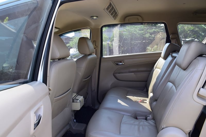 รถครอบครัวเอนกประสงค์ ฟรีดาวน์ วิ่ง 66018 กิโลเมตรเดิมๆจากป้ายแดง เบาะหนัง 3ตอน แอร์หน้า และแอร์หลังคา เกียร์ออโต้ ภายในกว้างๆ นั่งสบายทั้งครอบครัว CD MP3 ABS USB AUX FM AIRBAG กุญแจรีโมท ล้อแม็กยางใหม่ DUNLOP พร้อมกล้องถอยหลัง ไฟเลี้ยวที่กระจกไฟตัดหมอก ประหยัดน้ำมัน โทร 0957401229 ไอดีไลน์ UTBP รถครอบครัวเอนกประสงค์ ฟรีดาวน์ วิ่ง 66018 กิโลเมตรเดิมๆจากป้ายแดง เบาะหนัง 3ตอน แอร์หน้า และแอร์หลังคา เกียร์ออโต้ ภายในกว้างๆ นั่งสบายทั้งครอบครัว CD MP3 ABS USB AUX FM AIRBAG กุญแจรีโมท ล้อแม็กยางใหม่ DUNLOP พร้อมกล้องถอยหลัง ไฟเลี้ยวที่กระจกไฟตัดหมอก ประหยัดน้ำมัน โทร 0957401229 ไอดีไลน์ UTBP