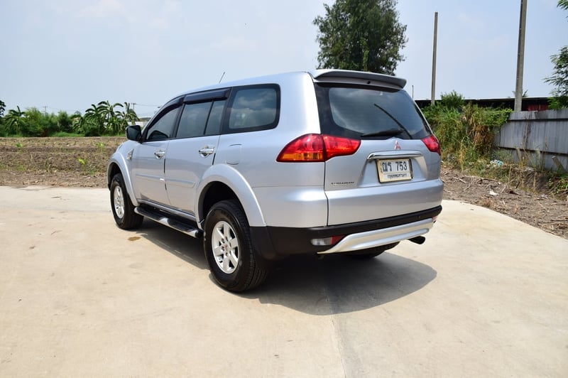 รถครอบครัว พร้อมเที่ยวทั่วไทย MITSUBISHI PAJERO SPORT 2.5 ดีเซล TURBO  เกียร์ออโต้ ตัวท็อปออฟชั่นส์ แอร์เย้นฉ่ำ เบาะหนังแท้ปรับไฟฟ้า พร้อม แอร์หลัง ติดตั้งจอแอนดรอย์  ดูหนังฟังเพลงครบ กุญแจรีโมท แม็กยางใหม่ปี2026 พร้อมใช้งานทั่วไทย โทร 0957401229 ไอดีไลน์ UTBP 