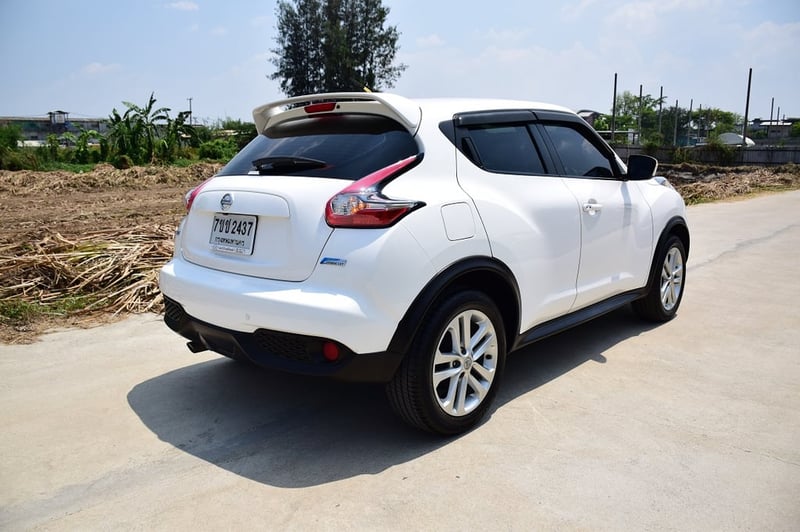 ฟรีดาวน์ NISSAN JUKE 1.6V ตัวท็อปออฟชั่นส์ เกียร์ออโต้ พุตสต๊าท กุญแจคีเรท แอร์ดิจิต๊อล จอทัสกรีน พวงมาลัยมเาติฟังชั่นส์ ล้อแม็กอัลลอย ยางDUNLOP เครื่องนิ่มช่วงล่างแน่น โทร0957401229 ไอดีไลน์ UTBP ฟรีดาวน์ NISSAN JUKE 1.6V ตัวท็อปออฟชั่นส์ เกียร์ออโต้ พุตสต๊าท กุญแจคีเรท แอร์ดิจิต๊อล จอทัสกรีน พวงมาลัยมเาติฟังชั่นส์ ล้อแม็กอัลลอย ยางDUNLOP เครื่องนิ่มช่วงล่างแน่น โทร0957401229 ไอดีไลน์ UTBP