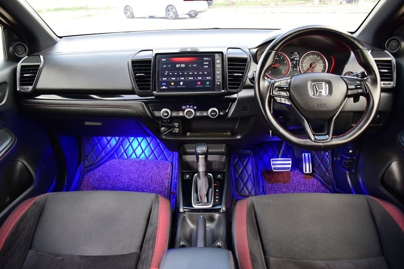 ปี2021 รถสวยมือเดียว ฟรีดาวน์ HONDA CITY 1.0เทอร์โบ RS ท็อปออฟชั่นส์  มาพร้อมชุดแต่งรอบคัน เกียร์ออโต้ พุตสต๊าท กุญแจคีรเร็ทสำรองครบ แอร์เย้นฉ่ำ ภายในใหม่สะอาดกิ๊ฟๆ พวงมาลัยมัลติ  บลูทู๊ธ ครูสคอลโทล จอ CD MP3 ABS USB AIRBAG กล้องหน้า หลัง เบาะสปอรต์  เครื่อง ช่วงล่างแน่น โทร0957401229 ไอดีไล UTBP