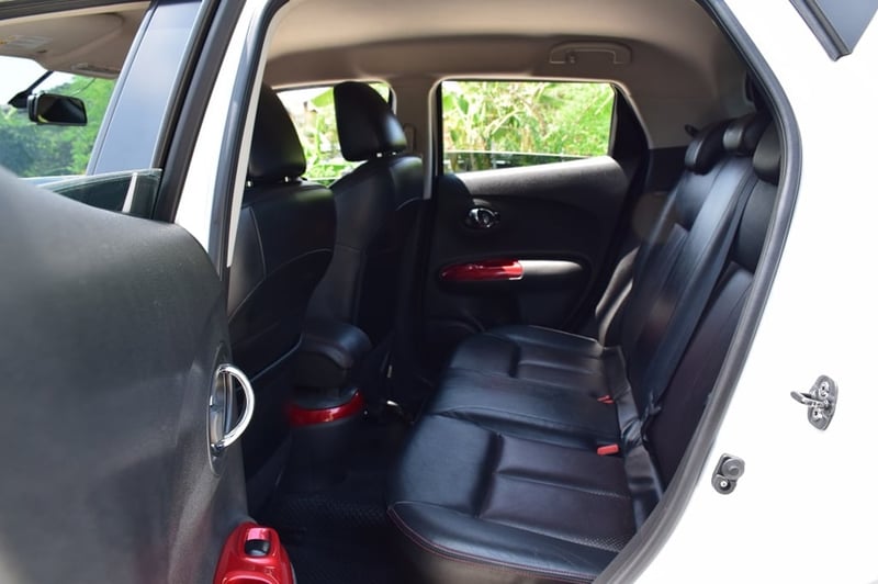 ฟรีดาวน์ NISSAN JUKE 1.6V ตัวท็อปออฟชั่นส์ เกียร์ออโต้ พุตสต๊าท กุญแจคีเรท แอร์ดิจิต๊อล จอทัสกรีน พวงมาลัยมเาติฟังชั่นส์ ล้อแม็กอัลลอย ยางDUNLOP เครื่องนิ่มช่วงล่างแน่น โทร0957401229 ไอดีไลน์ UTBP ฟรีดาวน์ NISSAN JUKE 1.6V ตัวท็อปออฟชั่นส์ เกียร์ออโต้ พุตสต๊าท กุญแจคีเรท แอร์ดิจิต๊อล จอทัสกรีน พวงมาลัยมเาติฟังชั่นส์ ล้อแม็กอัลลอย ยางDUNLOP เครื่องนิ่มช่วงล่างแน่น โทร0957401229 ไอดีไลน์ UTBP