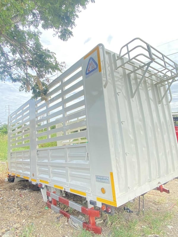 กระบะคอก 10 ล้อ ตามสภาพใส่ได้ทั้งฮีโน่และอีซูซุ รับเทิร์นเก่า