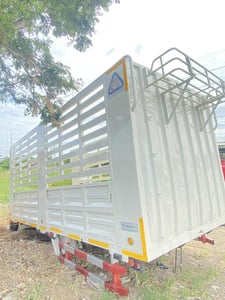 กระบะคอก 10 ล้อ ตามสภาพใส่ได้ทั้งฮีโน่และอีซูซุ รับเทิร์นเก่า