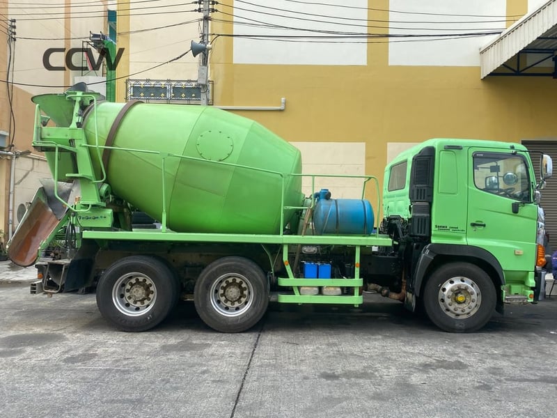 รถโม่ 10 ล้อ EURO-5 รุ่นใหม่ HINO S700 5 คิว เครื่อง AO9C: 360 แรงม้า รถโม่ 10 ล้อ EURO-5 รุ่นใหม่ HINO S700 5 คิว เครื่อง AO9C: 360 แรงม้า