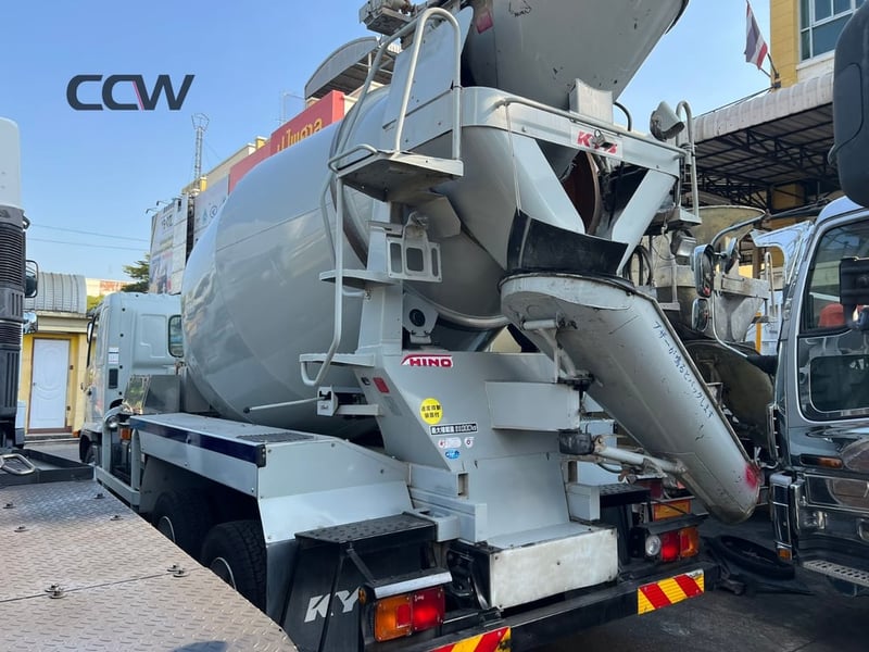 รถโม่ปูน 10 ล้อ 5 คิว HINO MEGA EURO-5 เครื่อง JO8E:280 แรงม้า