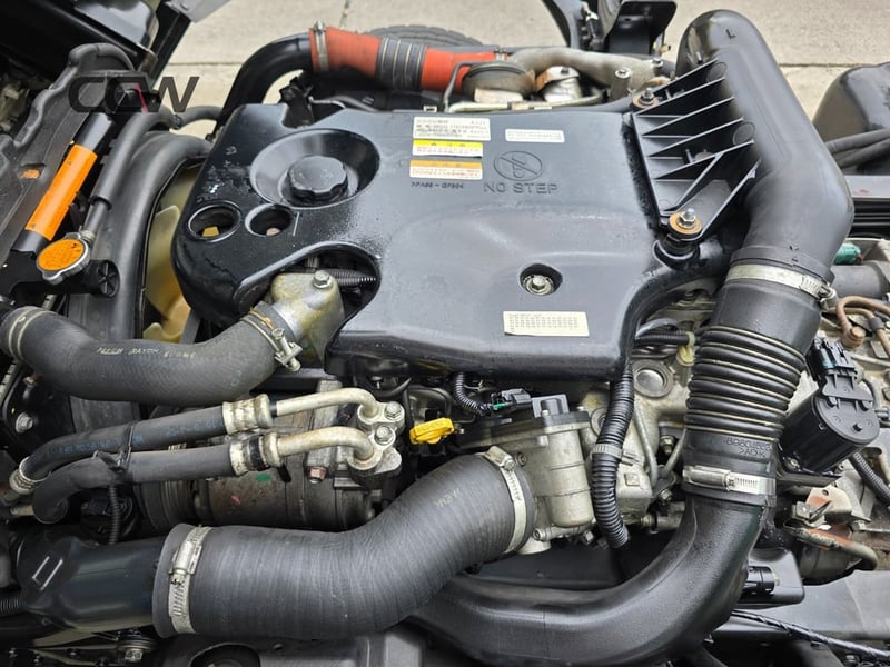 รถ 6 ล้อเล็ก ISUZU ROBOCOP เครื่องยนต์ 4JJ1: 150 แรงม้า