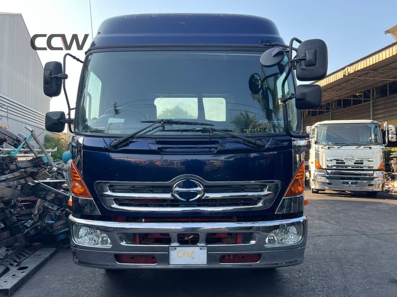 HINO 6 ล้อกลาง EURO-5 รุ่นใหม่ JO7E: 240 แรงม้า