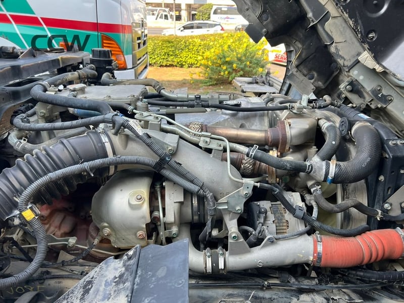 รถโม่ปูน 10 ล้อ 5 คิว HINO MEGA EURO-5 เครื่อง JO8E:280 แรงม้า