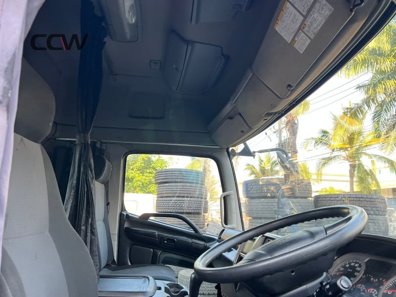 HINO 6 ล้อกลาง EURO-5 รุ่นใหม่ JO7E: 240 แรงม้า