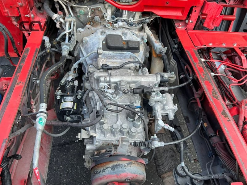 HINO 6 ล้อกลาง EURO-5 รุ่นใหม่ JO7E: 240 แรงม้า