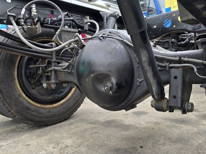 รถ 6 ล้อเล็ก ISUZU ROBOCOP เครื่องยนต์ 4JJ1: 150 แรงม้า