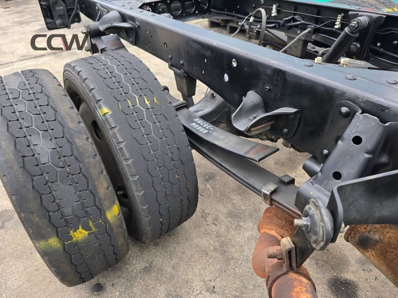 รถ 6 ล้อเล็ก ISUZU ROBOCOP เครื่องยนต์ 4JJ1: 150 แรงม้า