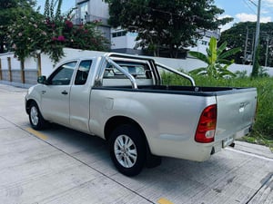 Toyota Vigo เครื่องดีเซล2.5 ตัวJ ปี06