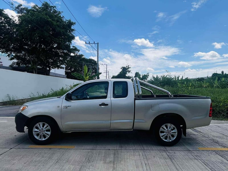 Toyota Vigo เครื่องดีเซล2.5 ตัวJ ปี06