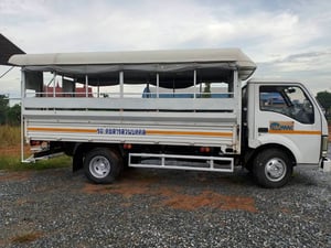 JBC นั่ง 2 แถว 100แรงม้า รถบรรทุก 6ล้อ สองแถว ปี2017