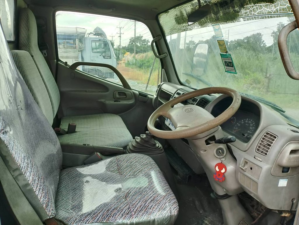 toyota Dutro เครื่องเบนซิน + LPG 2.7 vvti 5 เกียร์ ท้ายลิฟต์ toyota Dutro เครื่องเบนซิน + LPG 2.7 vvti 5 เกียร์ ท้ายลิฟต์