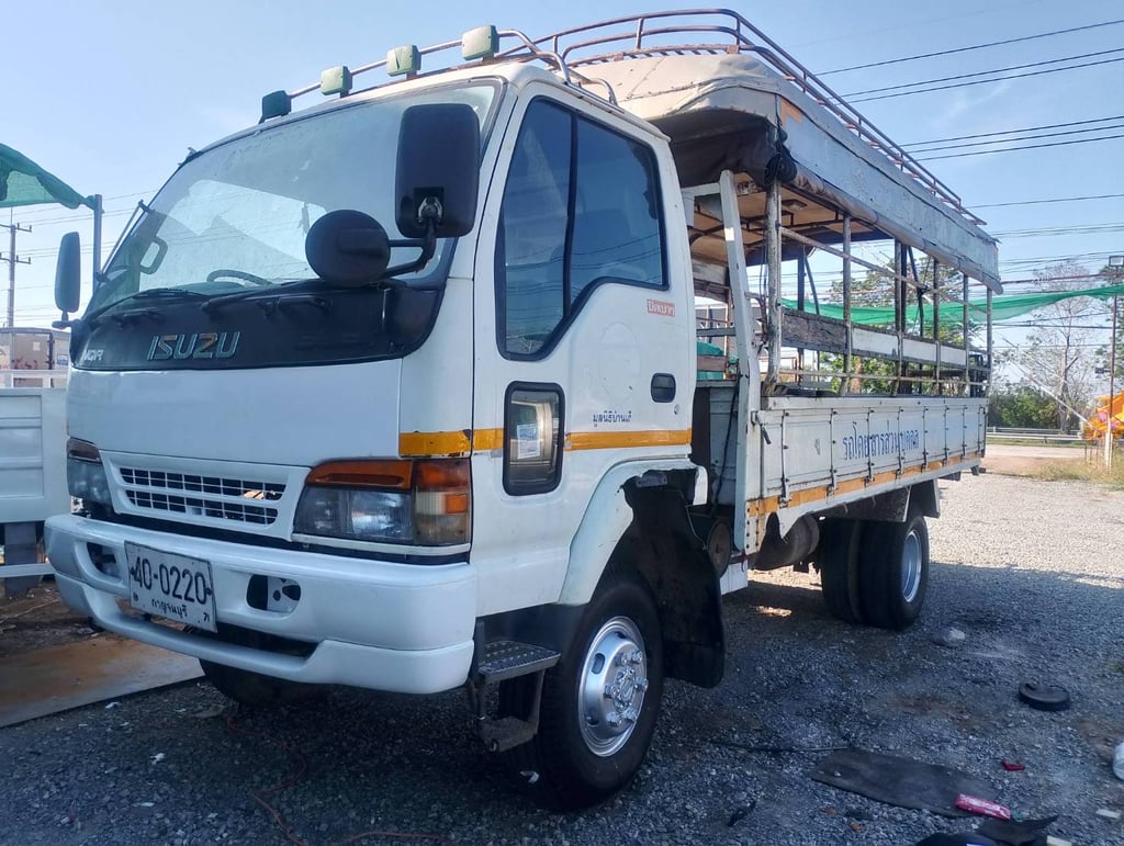 NQR 115 Turbo 4x4 NQR 115 Turbo 4x4