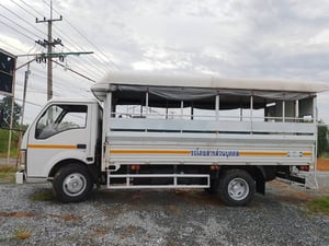 JBC นั่ง 2 แถว 100แรงม้า รถบรรทุก 6ล้อ สองแถว ปี2017