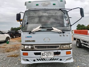 รถบรรทุก Hino ปี 2540 รุ่น FC4J 140แรง นั่ง2 แถว