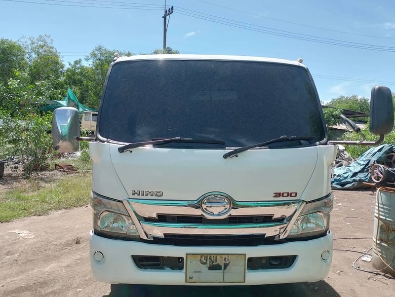 รถสไลด์ ฮีโน่เครื่อง 150 แรงถาดแทนทับ 