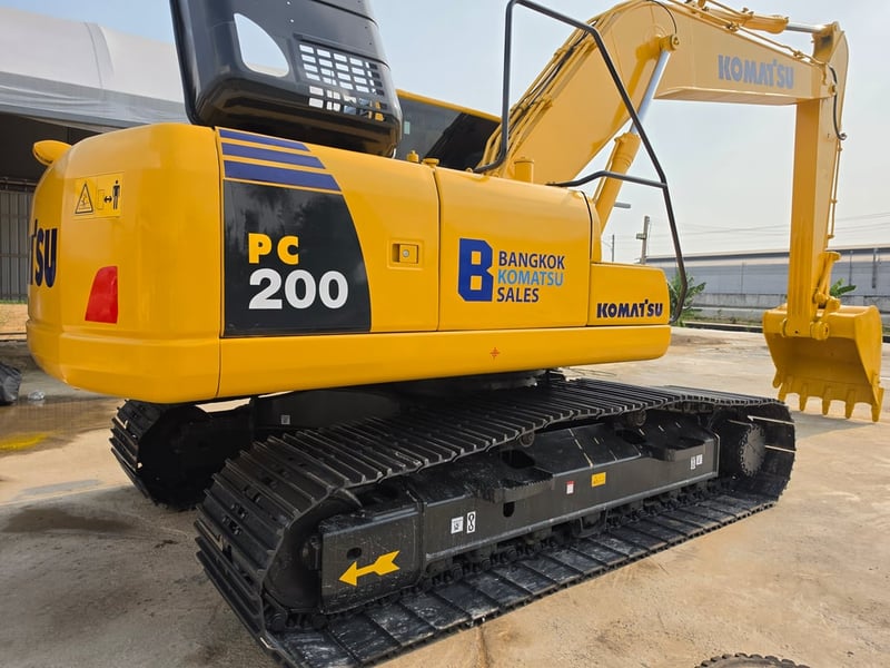 ขาย KOMATSU PC200-8MO ขาย KOMATSU PC200-8MO
