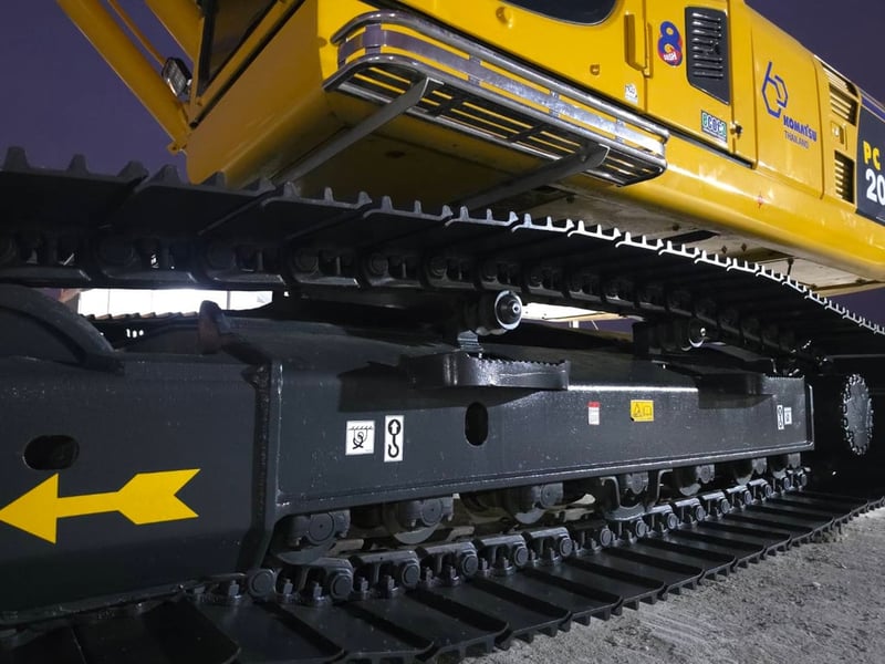 ขาย KOMATSU PC200-8MO