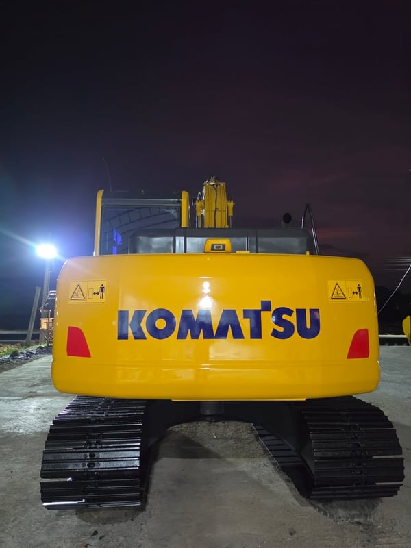 Komatsu PC130-8 จอเหลือง กล้องหลัง serial สูง