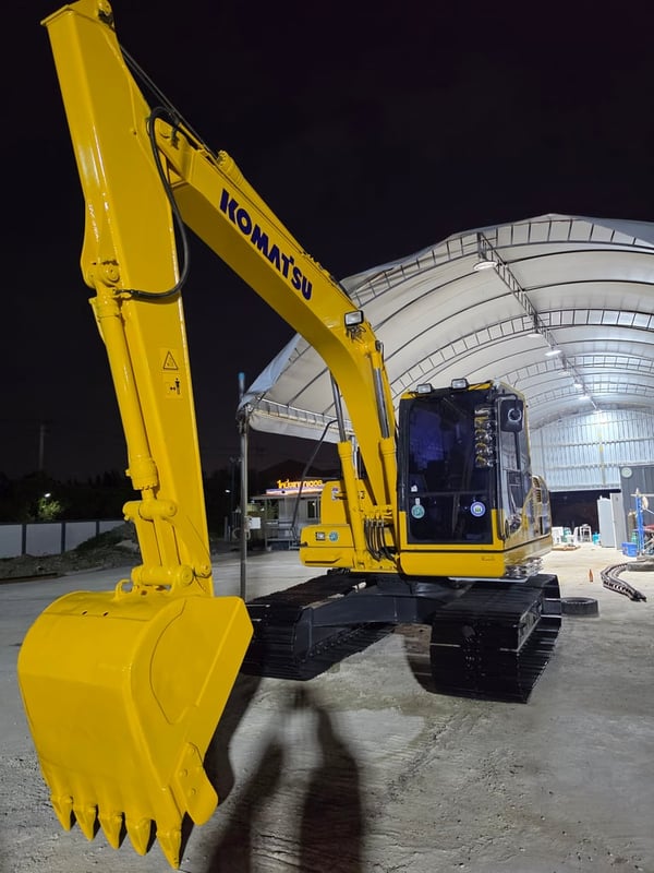 Komatsu PC130-8 จอเหลือง กล้องหลัง serial สูง