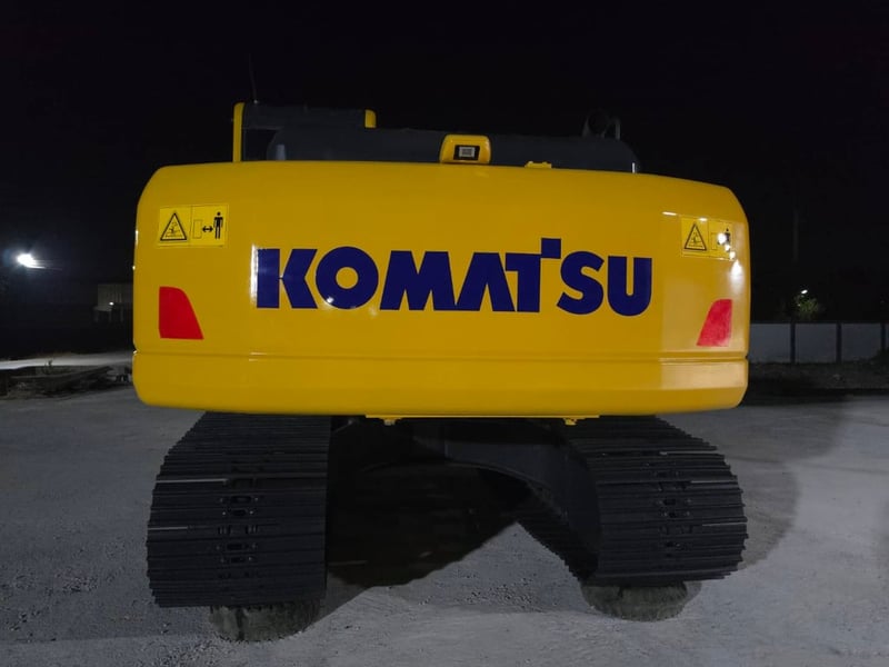 ขาย KOMATSU PC200-8MO