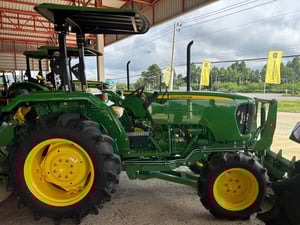 รถไถจอนห์เดียร์มือ1 รถไถจอนห์เดียร์มือ1