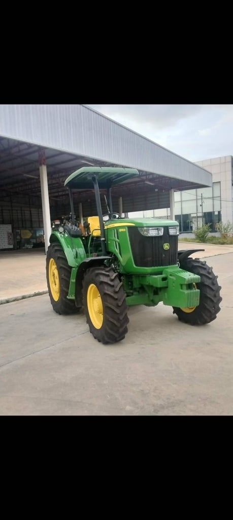 🚜รถแทรกเตอร์ขนาดกลาง ซีรีส์ 6B มีทั้งหมด 5 รุ่น คือ 95, 110, 120, 135 และ 140  แรงม้า ถูกออกพัฒนาและออกแบบมาเพื่อให้เหมาะสำหรับงานในพื้นที่กว้าง สามารถใช้ได้กับอุปกรณ์ต่อพ่วงขนาดใหญ่ พลังเหลือล้นพร้อมสำหรับการลากจูงสิ่งของที่มีน้ำหนักมากได้อย่างสบาย  ✅ทำงานควบคู่กับระบบเกียร์สุดล้ำ สามารถเปลี่ยนเกี 🚜รถแทรกเตอร์ขนาดกลาง ซีรีส์ 6B มีทั้งหมด 5 รุ่น คือ 95, 110, 120, 135 และ 140  แรงม้า ถูกออกพัฒนาและออกแบบมาเพื่อให้เหมาะสำหรับงานในพื้นที่กว้าง สามารถใช้ได้กับอุปกรณ์ต่อพ่วงขนาดใหญ่ พลังเหลือล้นพร้อมสำหรับการลากจูงสิ่งของที่มีน้ำหนักมากได้อย่างสบาย  ✅ทำงานควบคู่กับระบบเกียร์สุดล้ำ สามารถเปลี่ยนเกี